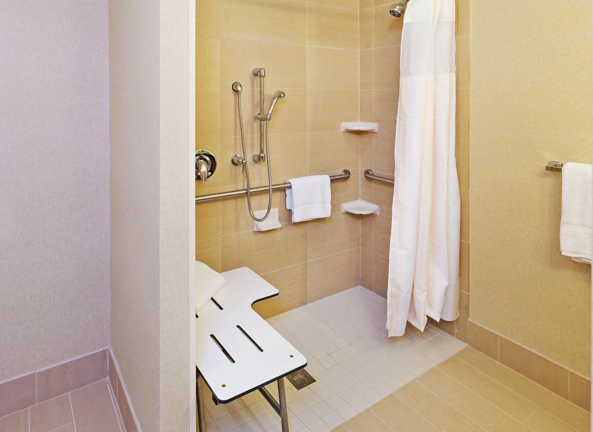 Hilton Garden Inn Midland Exteriör bild